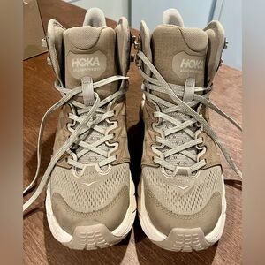 HOKA womens Anacapa Breeze mid hiking boot